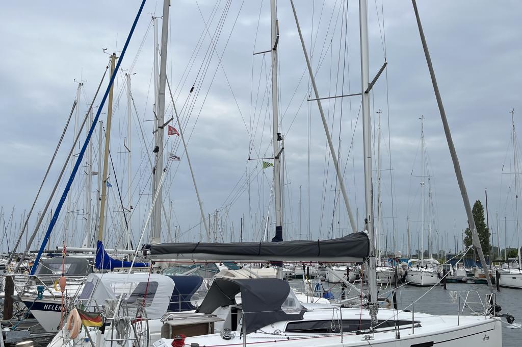 Original-Foto eines Kunden | Vercharterer hat mehrere baugleiche Yachten. Abweichungen sind möglich.